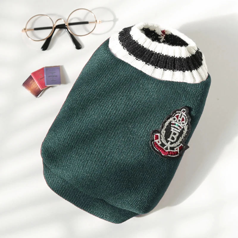 PreppyPaws™ V-Neck Sweater – Chic & Cozy for Stylish Pets! 🎓🐾
