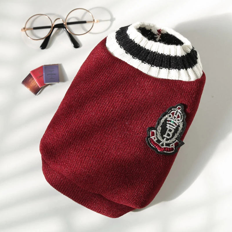 PreppyPaws™ V-Neck Sweater – Chic & Cozy for Stylish Pets! 🎓🐾