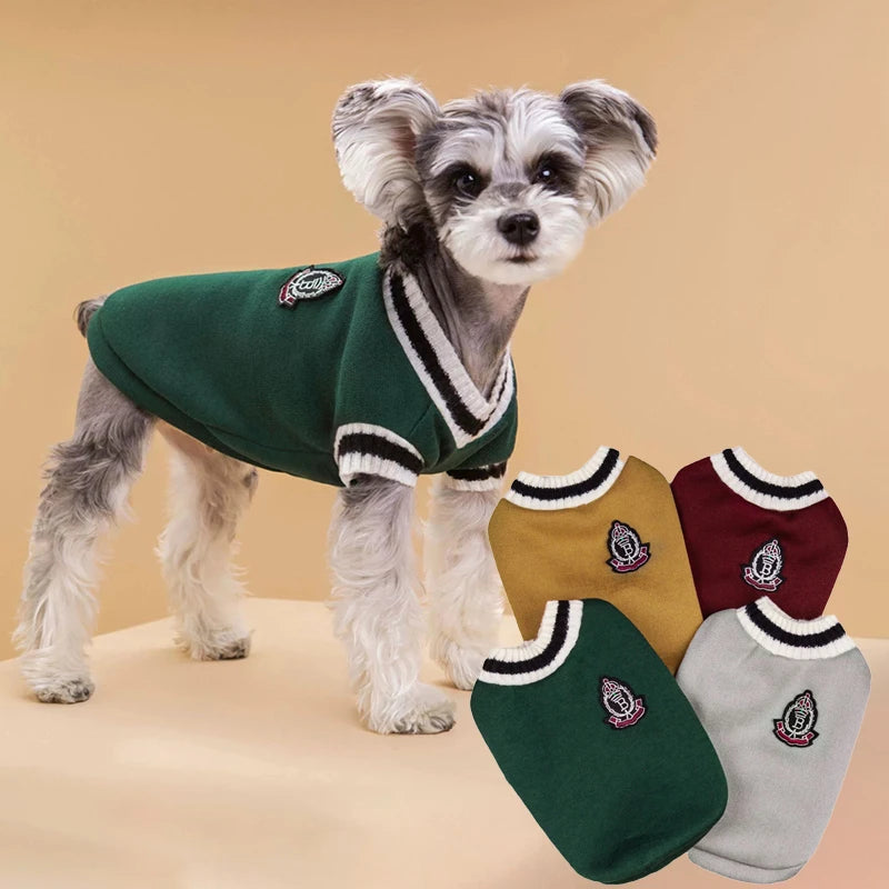 PreppyPaws™ V-Neck Sweater – Chic & Cozy for Stylish Pets! 🎓🐾