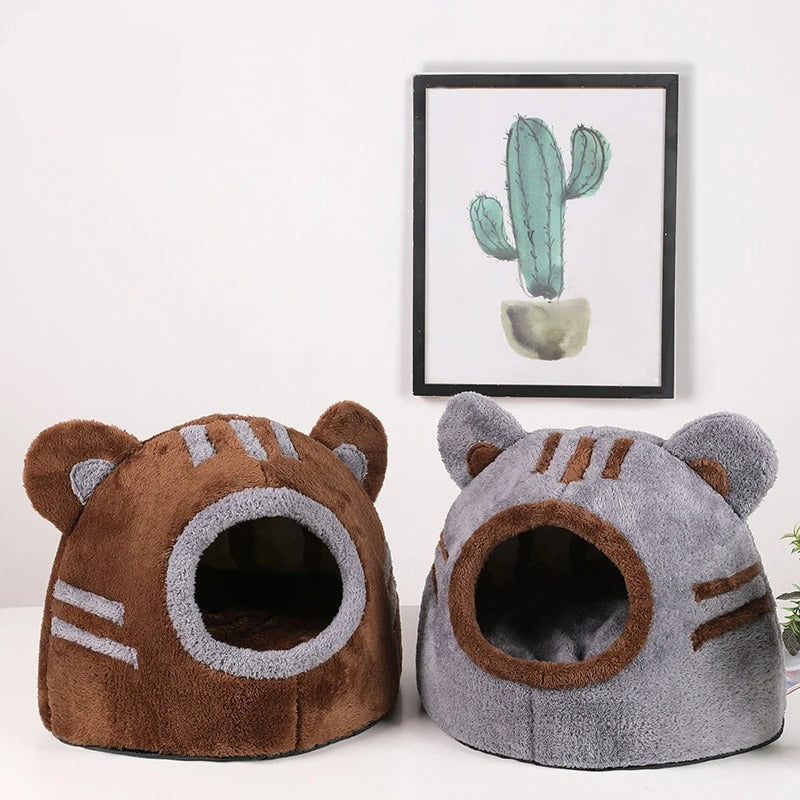 CozyBear™ Cat Cave Bed – Self-Warming Nest for Deep Sleep